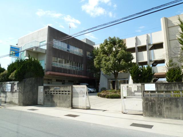 　豊川中学校