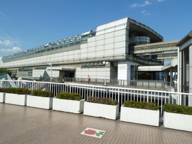 メガロコープ茨木　大阪モノレール線「南茨木」駅　徒歩9分