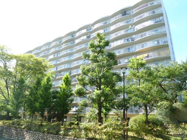 南茨木ハイタウン美沢Ｄ棟　駅近マンション　生活施設が整った便利な立地です