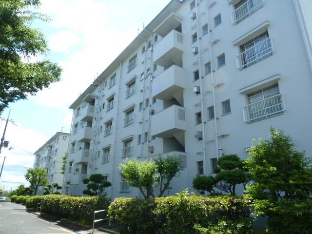 平田住宅１３号棟　令和５年１２月、室内リフォーム済みです