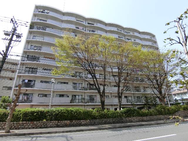南茨木駅前ハイタウンＩ棟　上層階の東南角住戸　採光・通風・眺望良好です