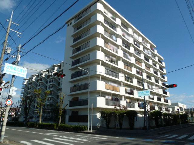 グリーンタウン茨木１０番館　近隣は生活施設が充実　住環境良好です