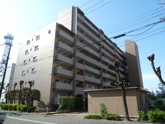 茨木レックスマンションＢ棟　近隣は生活施設などが整っており、人気のエリアです